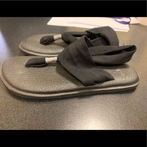 2 pair sanuk yoga slings sandals size 7